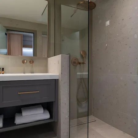 Hotel Oniro Boutique 4*