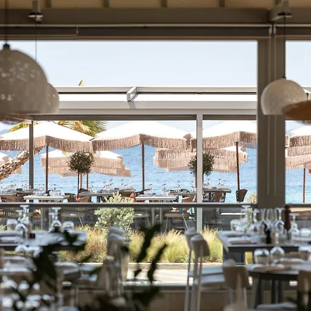 Oniro Boutique Отель Торони