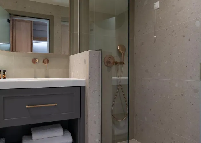 Hotel Oniro Boutique 4*