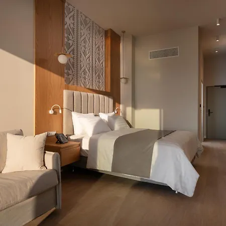 Отель Oniro Boutique 4*